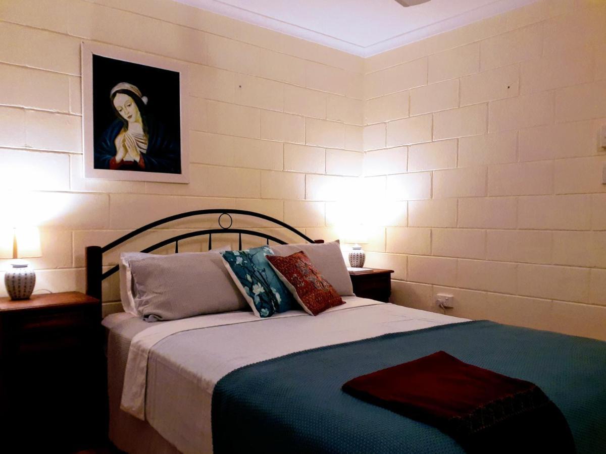 J & Ella'S Holiday House - 2 Bedroom, 2 Bathroom Home Cooktown Ngoại thất bức ảnh